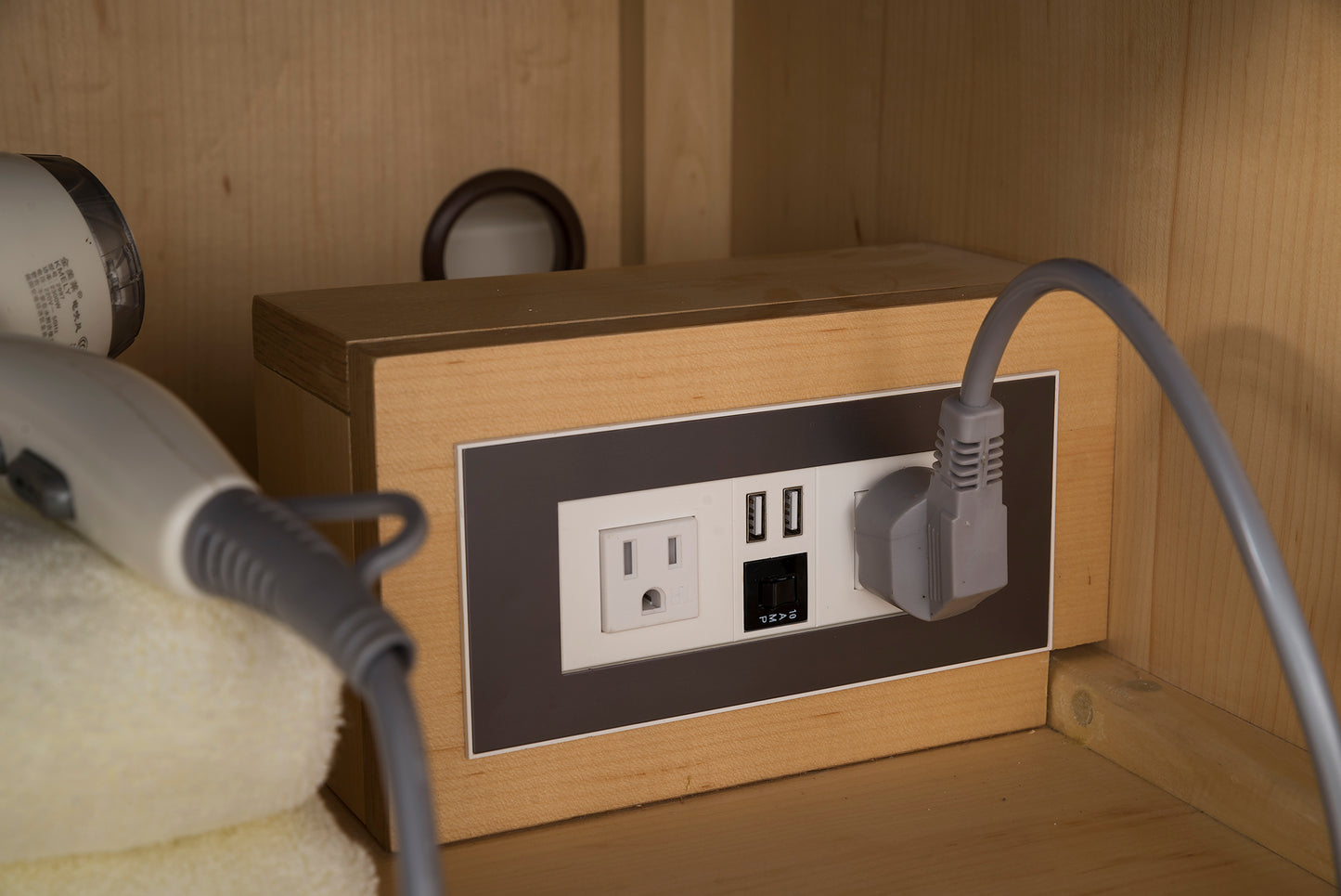 Columbia 72" Single Vanity, Ash Gray, Radiant Gold w/ Dusk Grey Glossy Composite Stone Top