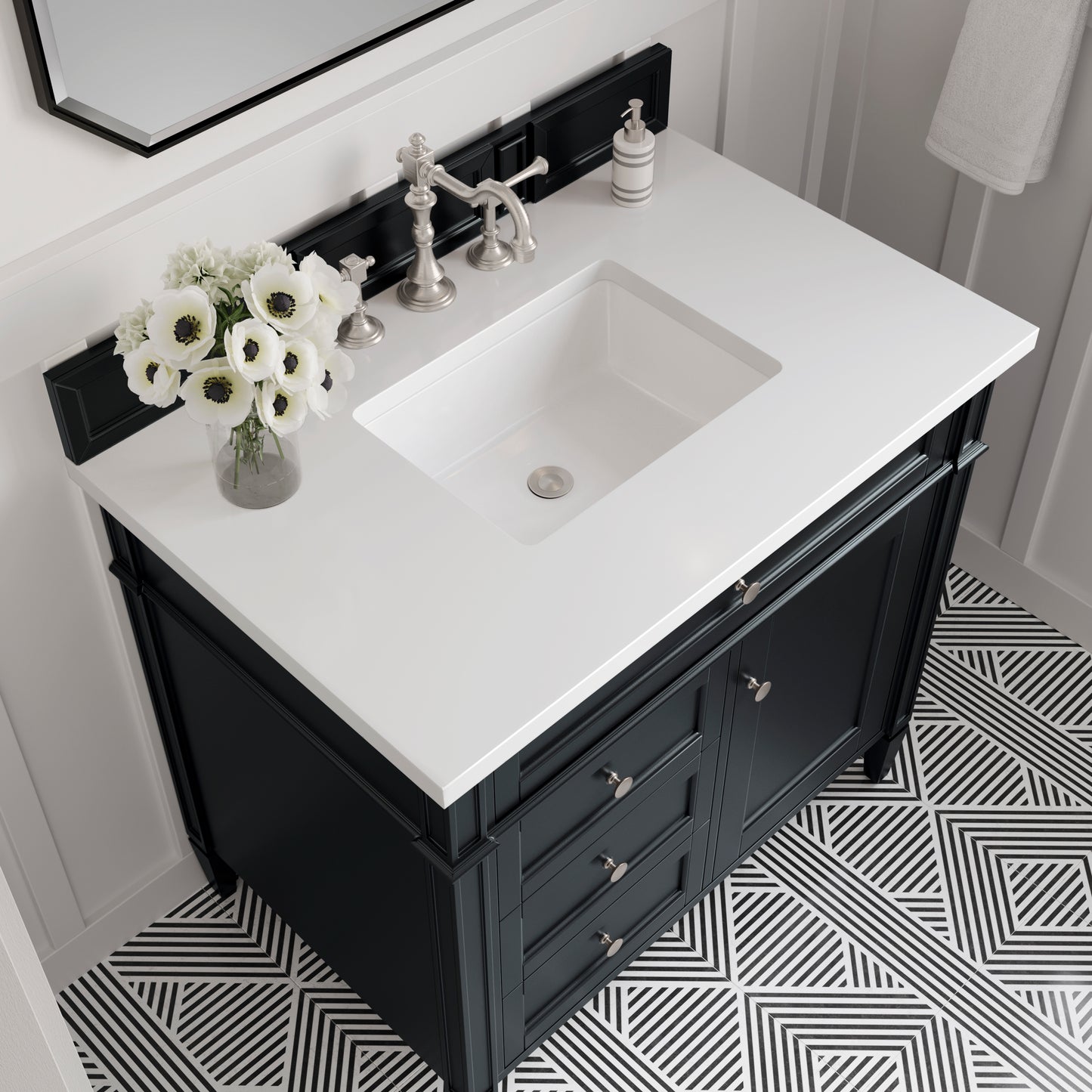 Brittany 36" Single Vanity, Black Onyx w/ 3 CM White Zeus Silestone Top