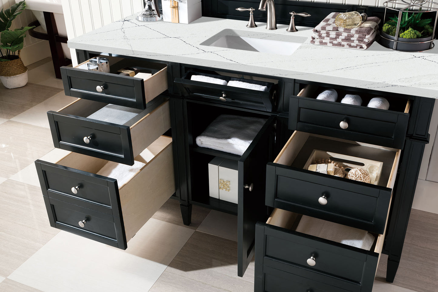 Brittany 60" Single Vanity, Black Onyx, w/ 3 CM Ethereal Noctis Silestone Top