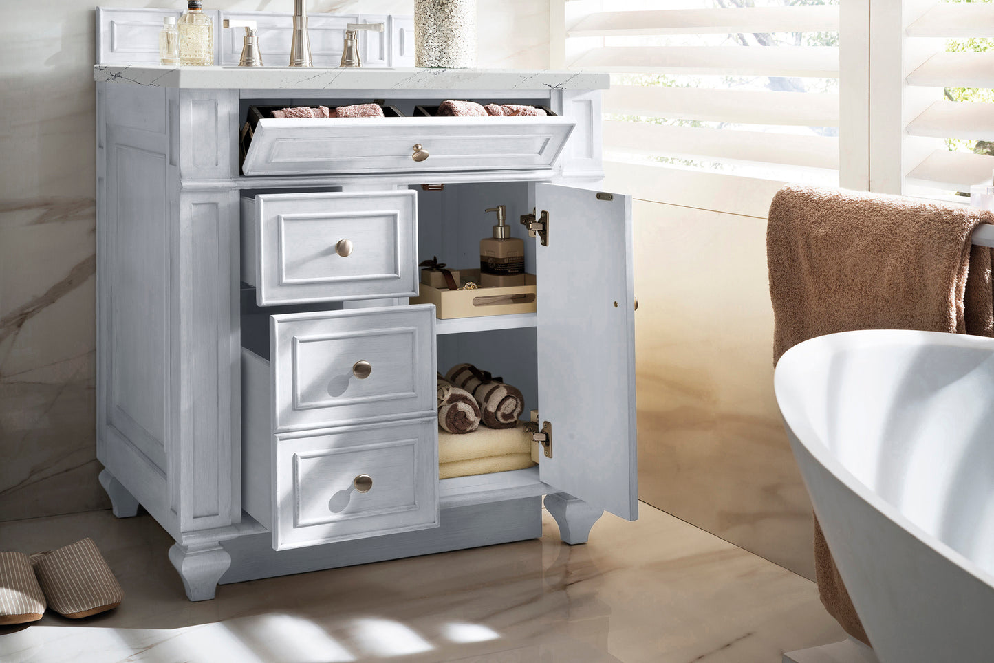 Bristol 30" Single Vanity, Bright White w/ 3 CM Ethereal Noctis Silestone Top