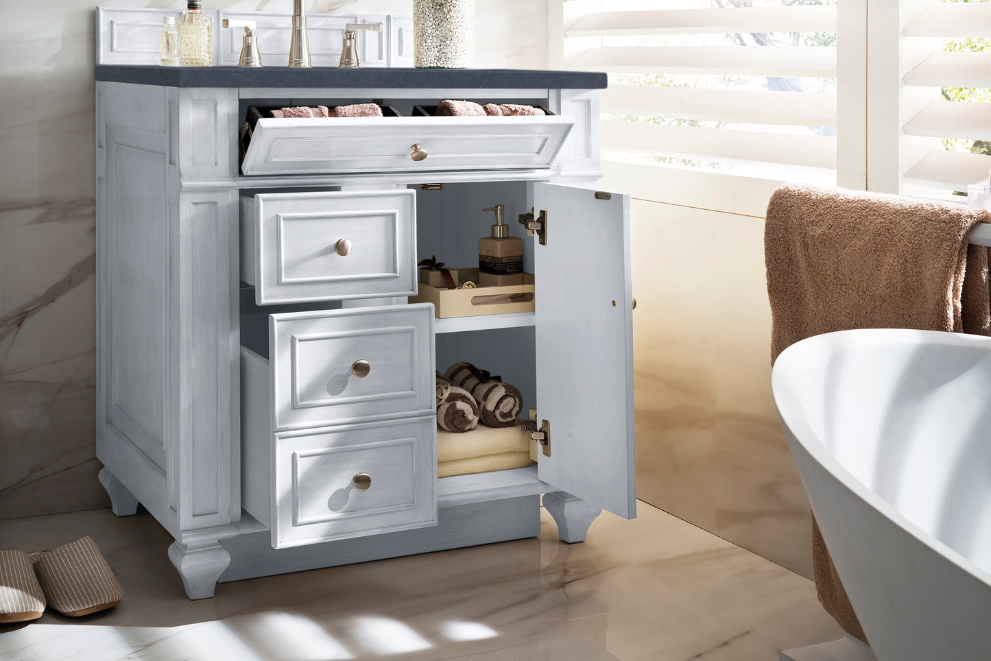 Bristol 30" Single Vanity, Bright White w/ 3 CM Charcoal Soapstone Silestone Top