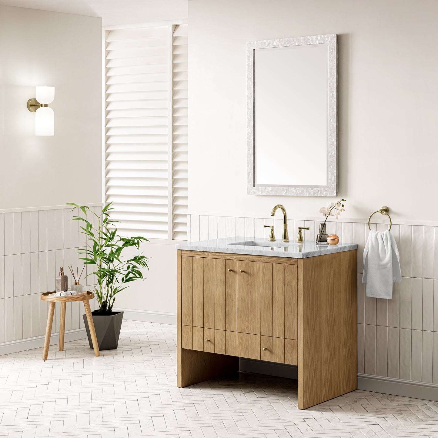 Hudson 36" Single Vanity, Light Natural Oak w/ 3 CM Arctic Fall Top