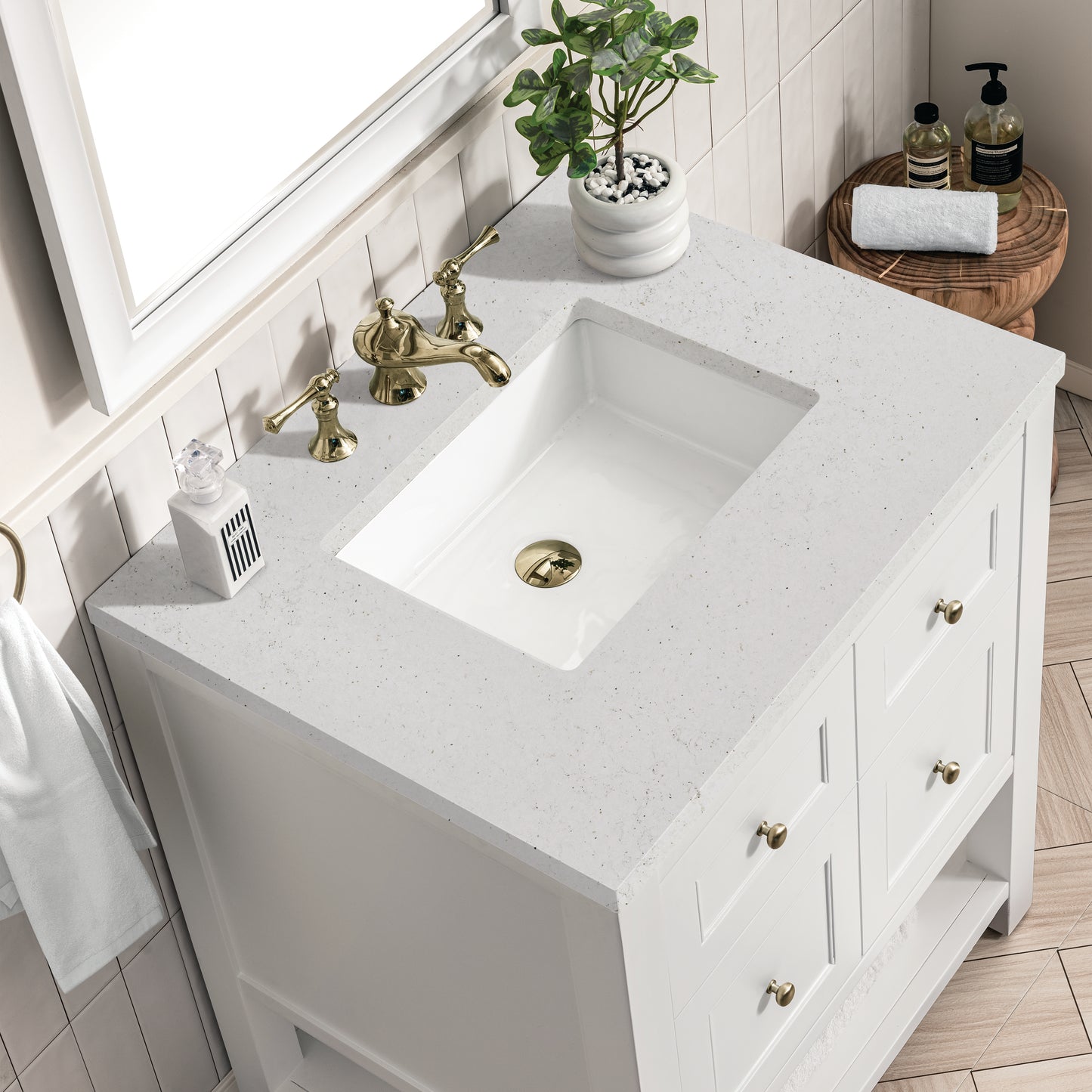 Breckenridge 30" Single Vanity, Bright White w/ 3 CM Lime Delight Top