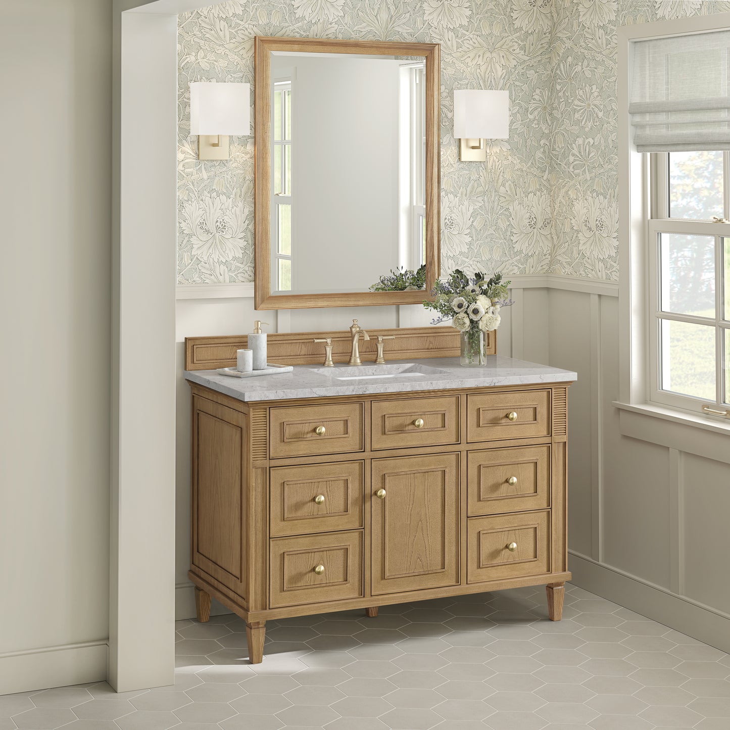 Lorelai 48" Single Vanity, Light Natural Oak w/ 3 CM Eternal Jasmine Pearl Silestone Top