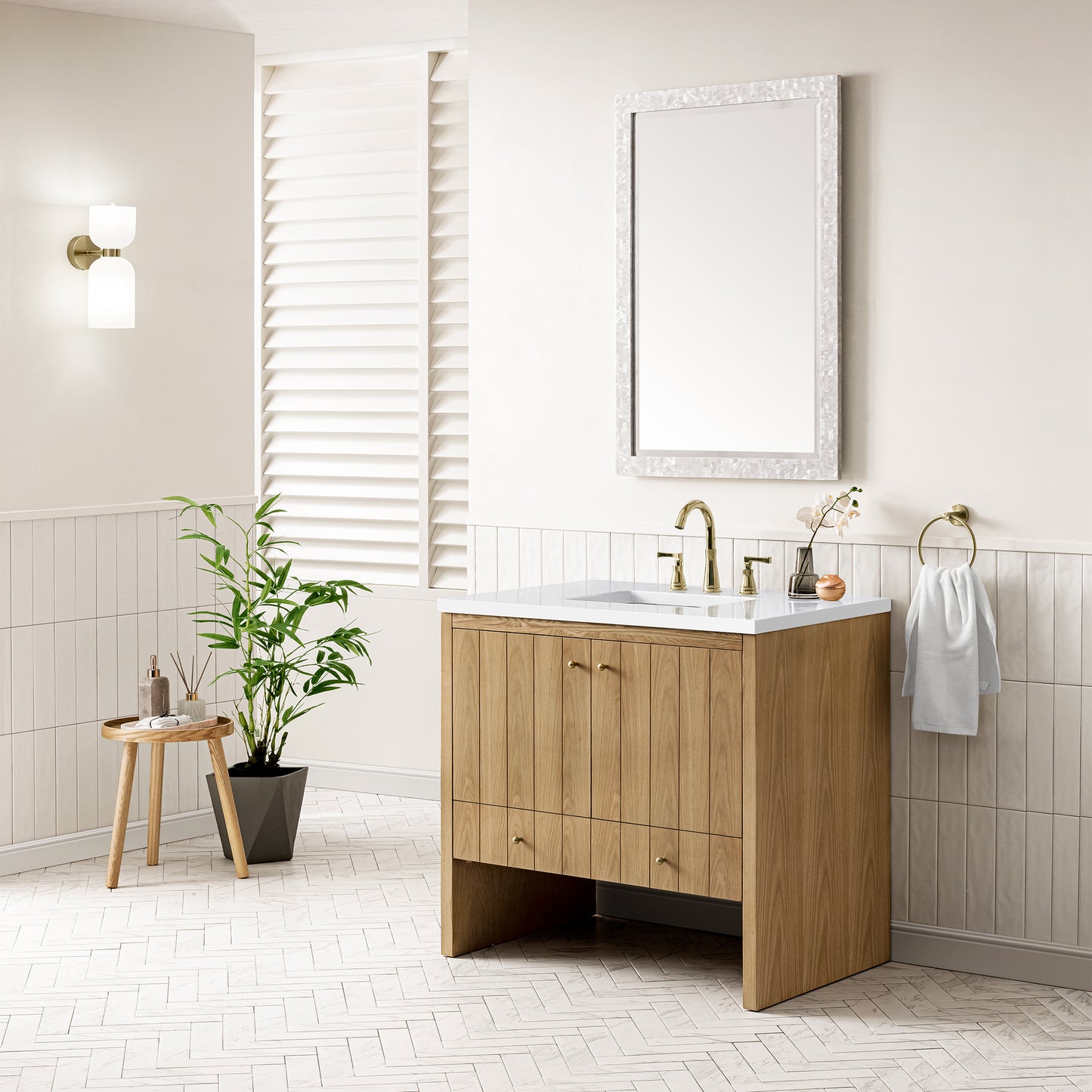 Hudson 36" Single Vanity, Light Natural Oak w/ 3 CM White Zeus Top