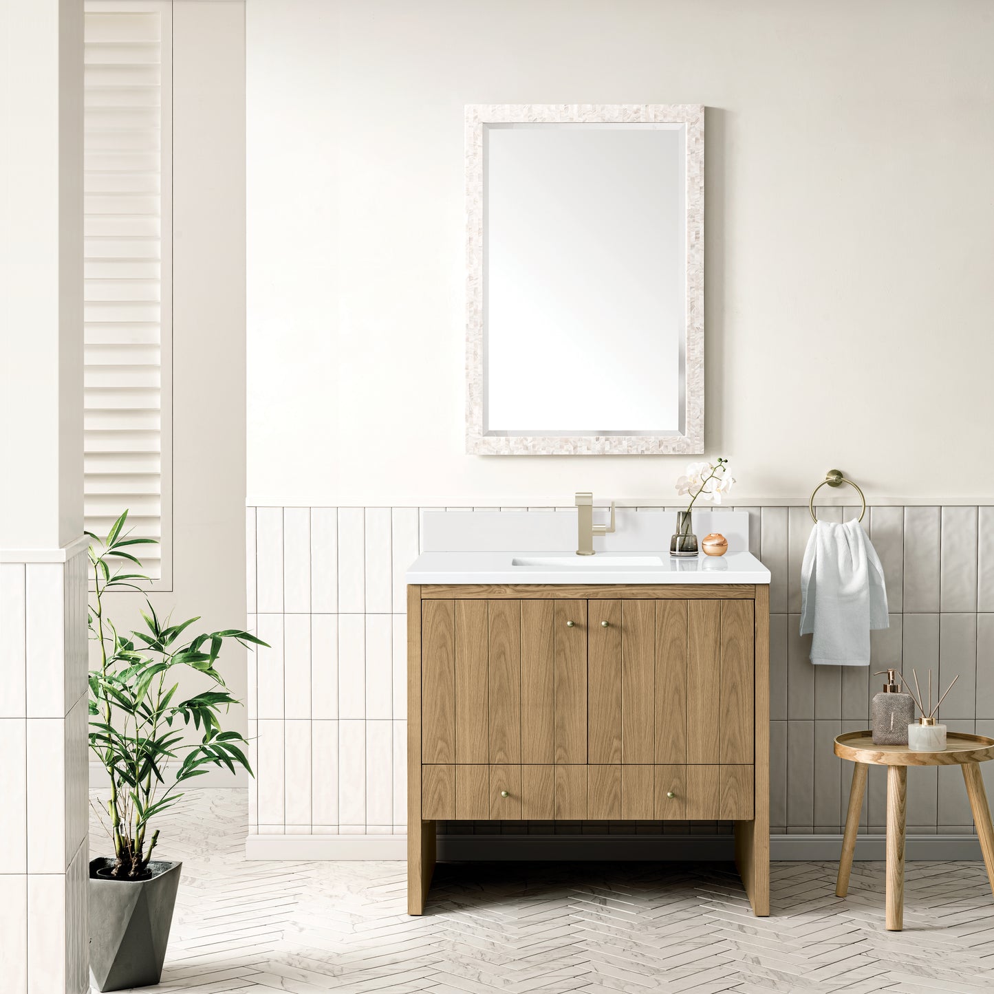 Hudson 36" Single Vanity, Light Natural Oak w/ Single Hole 3 CM White Zeus Top & Backsplash