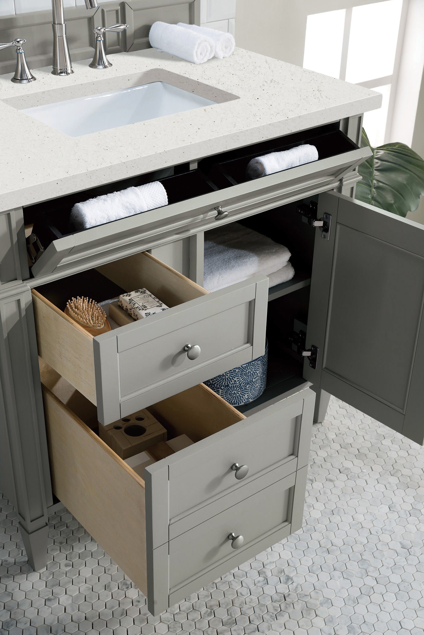 Brittany 36" Single Vanity, Urban Gray w/ 3 CM Lime Delight Silestone Top